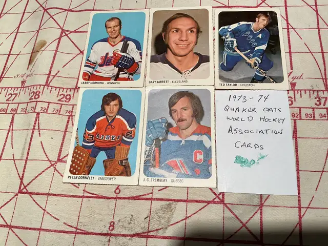 5. 1973-74 Quaker Oats WHA Trading Cards !