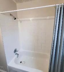 Spacious Room in House - Prime Location Northwest Edmonton - Photo 5