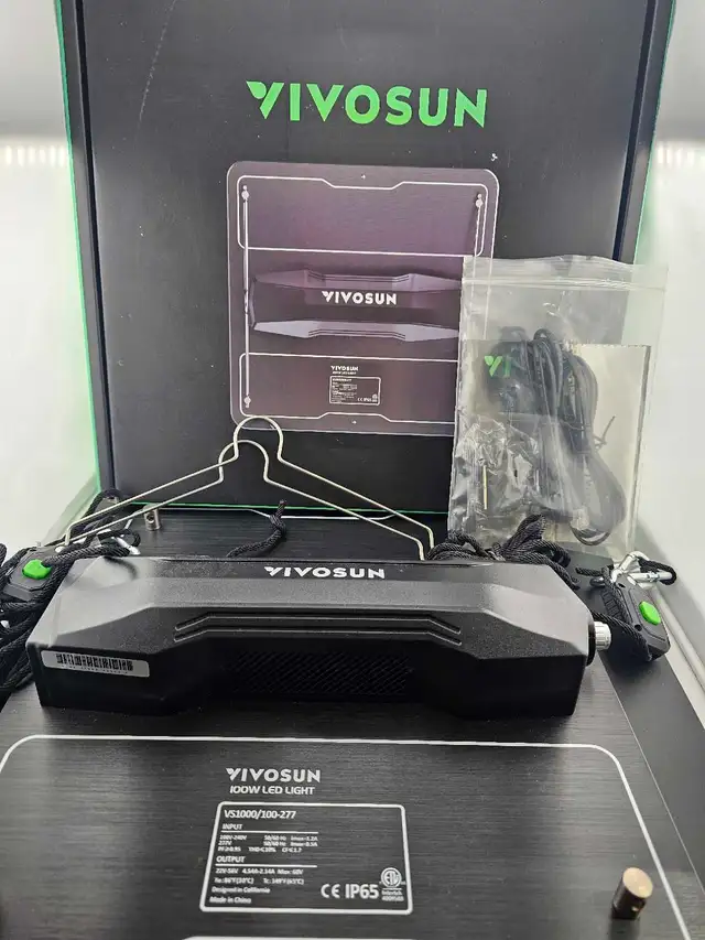 Vivosun LED Growlight VS1000 100W