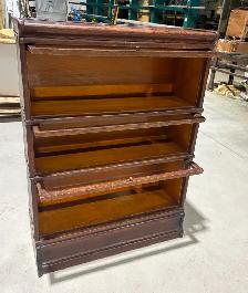 Antique Three Tier "Globe Wernicke" Barrister Bookcase (c. 1930) - Photo 4
