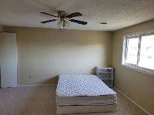 Room for rent in Woodstock - Photo 4