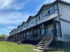 Town House In Whitecourt Alberta For Rent