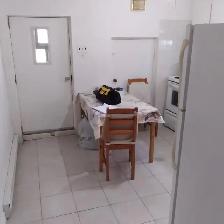 ST LEONARD :  2 ½ POELE, FRIGO, TABLE, LIT - Photo 2