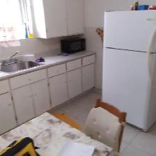 ST LEONARD :  2 ½ POELE, FRIGO, TABLE, LIT - Photo 3