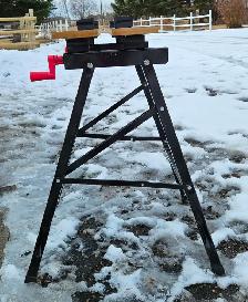 Portable Workbench - Photo 3