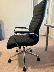 Sturdy Big Office Chair $80 - Photo 2