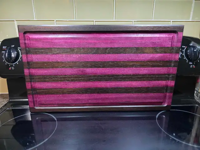 Handcrafted Edge Grain Cutting Board