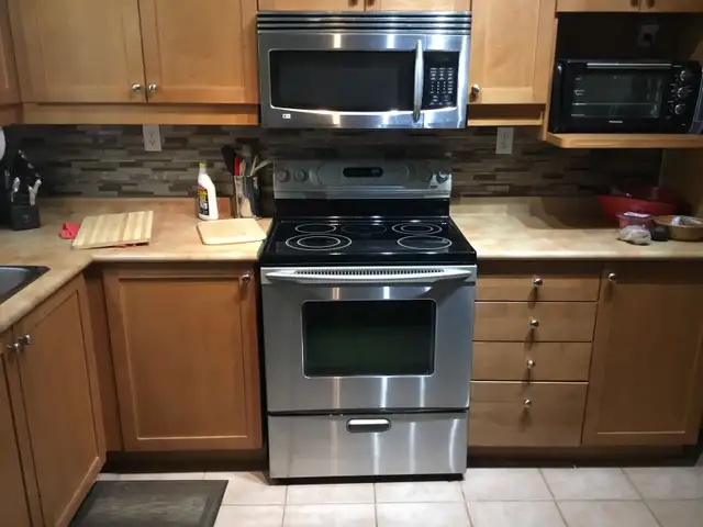 stove, refrigerator and microwave