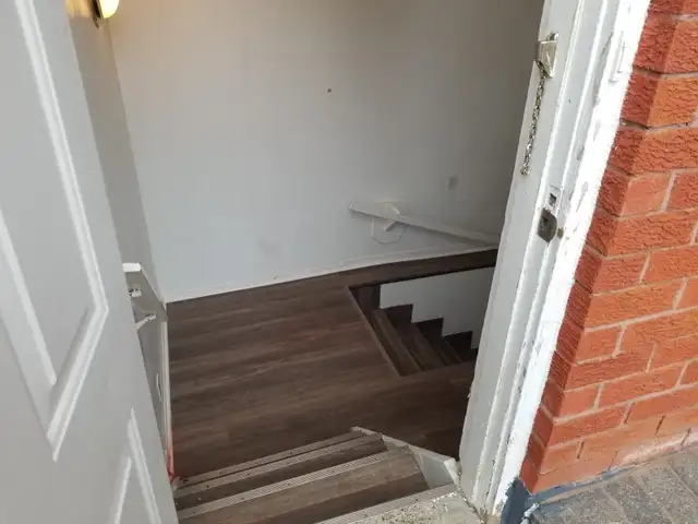 rental room in a 2bedrooms basement .