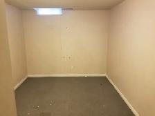 rental room in a 2bedrooms basement . - Photo 8