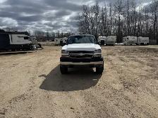 2005 Chevrolet Silverado 2500HD Duramax - Photo 2