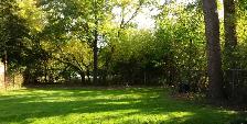 All inclusive 2 bedroom apartment on quiet street - Photo 2