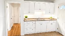 All inclusive 2 bedroom apartment on quiet street - Photo 4
