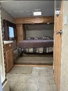 2007 Palomino Thoroughbred 5th wheel camper - Photo 3
