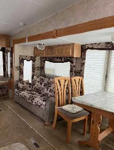 2007 Palomino Thoroughbred 5th wheel camper - Photo 9