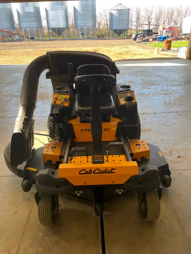 2015 cub cadet z force zero turn mower