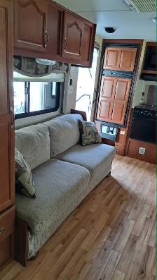 2011 Creekside 23 RKS four season Travel trailer - Photo 7
