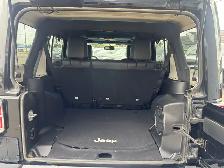 2014 Jeep Wrangler Unlimited SAHARA LEATHER LOADED - Photo 9