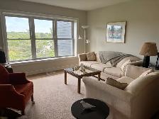 Large 2 Bedroom Plus Den Condo for rent - Photo 5