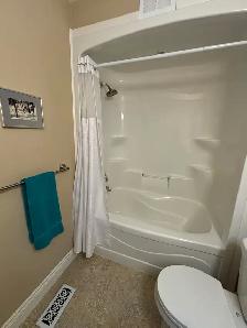 Large 2 Bedroom Plus Den Condo for rent - Photo 10