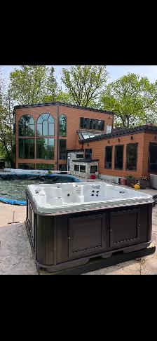 LOCAL HOT TUB MOVING