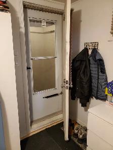 Batchelor basement apartment in Thornhill - Photo 10