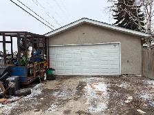FOR RENT – LARGE DETACHED GARAGE – SE CALGARY
