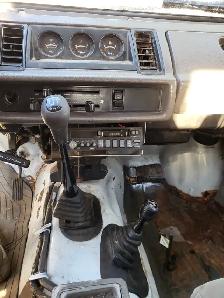 1990 Isuzu Trooper II Manual 2.8L V6 - Photo 9