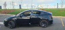 Tesla Model Y 2026 with 2,600km - Photo 4