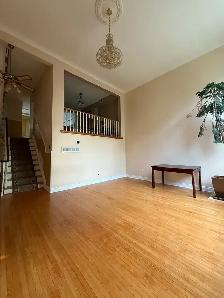 Spacious 4-Bedroom House for Rent – Finch & Hwy 404 - Photo 3
