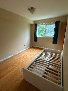 Spacious 4-Bedroom House for Rent – Finch & Hwy 404 - Photo 6