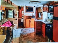 2011 NORTHWOOD SNOWRIVER TRAVEL TRAILER 26 FT - Photo 4
