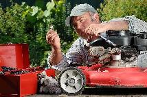 Professional Lawn Mower & Small Engine Repa - Photo 7