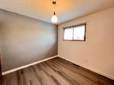 5Bed Single House for Rent in Royal Gardens near Southgate Mall - Photo 9