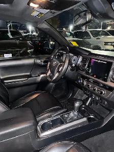 Loaded 2018 Toyota Tacoma Limited - Photo 6