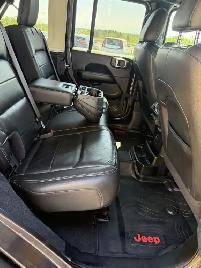 2018 Jeep Wrangler Unlimited Sahara - Photo 14
