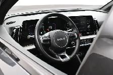 2023 Kia Sportage X-Line Leather, Heated Seats/Wheel, Adaptive C - Photo 6