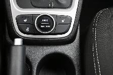 2025 Hyundai Venue Preferred Heated Seats/Wheel, LKA/Blindspot, - Photo 10