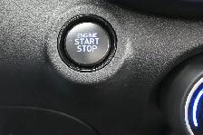 2025 Hyundai Venue Preferred Heated Seats/Wheel, LKA/Blindspot, - Photo 11