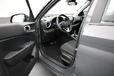 2025 Hyundai Venue Preferred Heated Seats/Wheel, LKA/Blindspot, - Photo 12