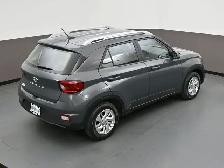 2025 Hyundai Venue Preferred Heated Seats/Wheel, LKA/Blindspot, - Photo 45