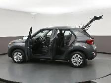 2025 Hyundai Venue Preferred Heated Seats/Wheel, LKA/Blindspot, - Photo 51