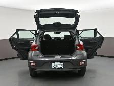 2025 Hyundai Venue Preferred Heated Seats/Wheel, LKA/Blindspot, - Photo 53