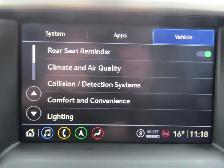 2021 GMC Acadia AWD Denali Loaded / Heads Up Display / 6 Seater - Photo 28