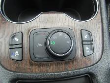 2021 GMC Acadia AWD Denali Loaded / Heads Up Display / 6 Seater - Photo 33