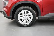 2025 Hyundai Venue Preferred Heated Seats/Wheel, LKA/Blindspot, - Photo 4