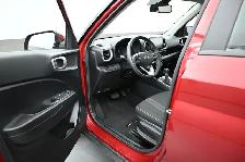 2025 Hyundai Venue Preferred Heated Seats/Wheel, LKA/Blindspot, - Photo 12