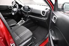2025 Hyundai Venue Preferred Heated Seats/Wheel, LKA/Blindspot, - Photo 25