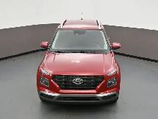 2025 Hyundai Venue Preferred Heated Seats/Wheel, LKA/Blindspot, - Photo 40
