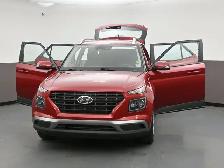2025 Hyundai Venue Preferred Heated Seats/Wheel, LKA/Blindspot, - Photo 49